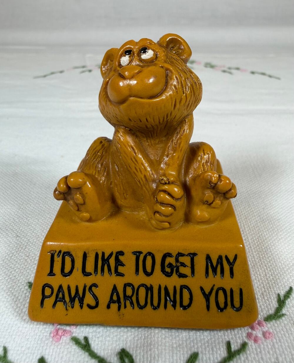 Vintage 1974 Wallace Berrie Bear Figurine I'd Like to Get My Paws Around You